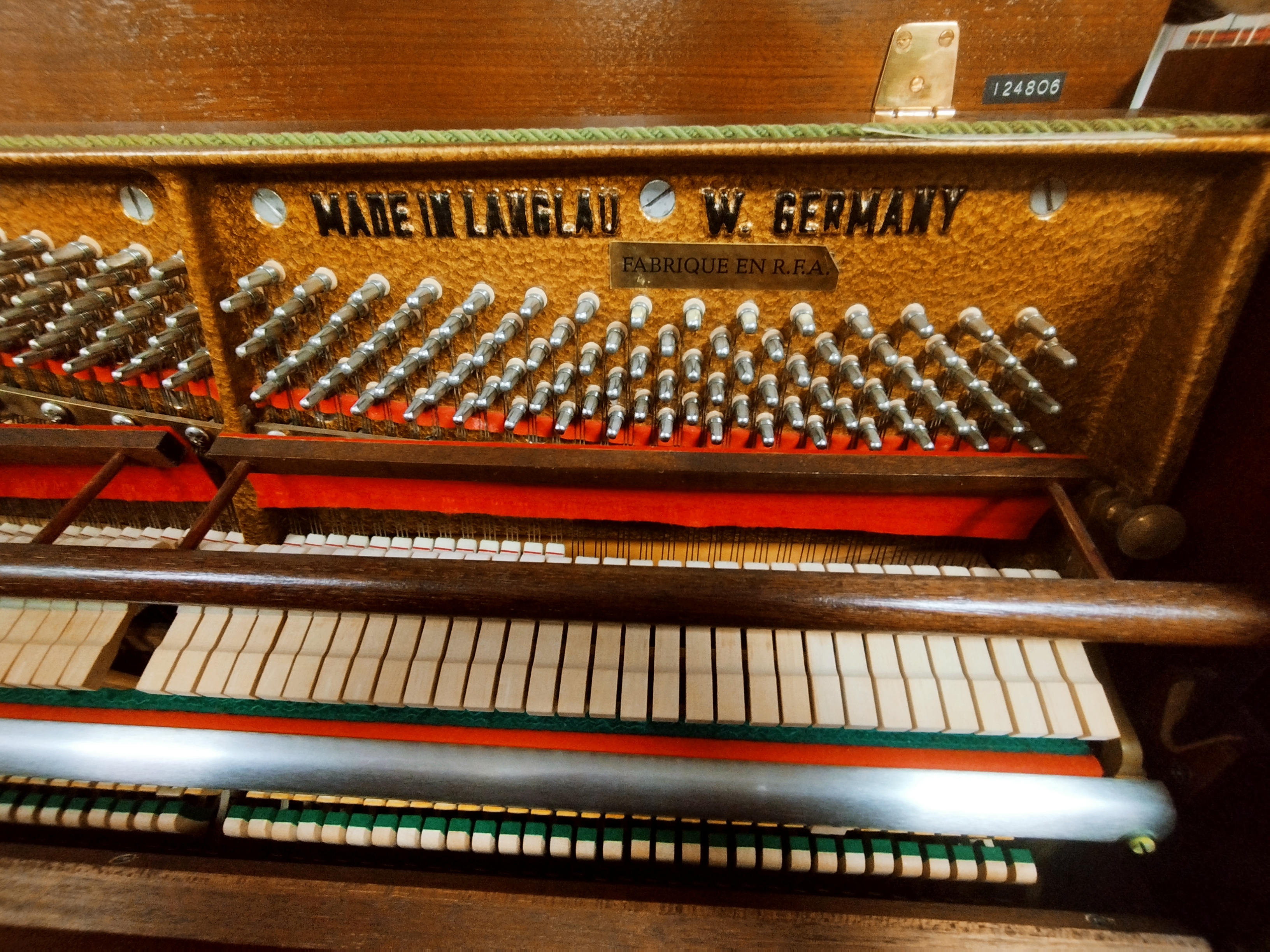clic pour ouvrir dans un nouvel onglet piano droit Euterpe à acheter sur Montpellier